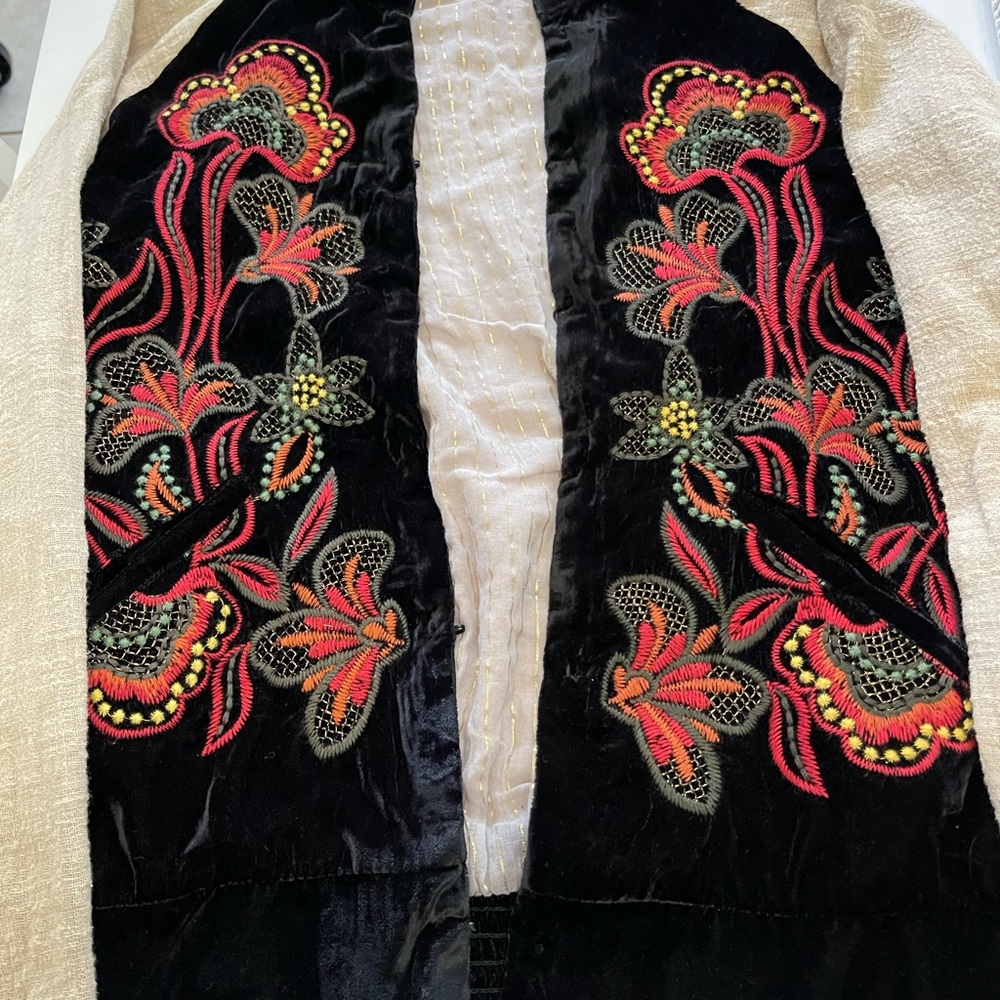 Woman’s medium gimmick’s boho jacket - Picture 2 of 8